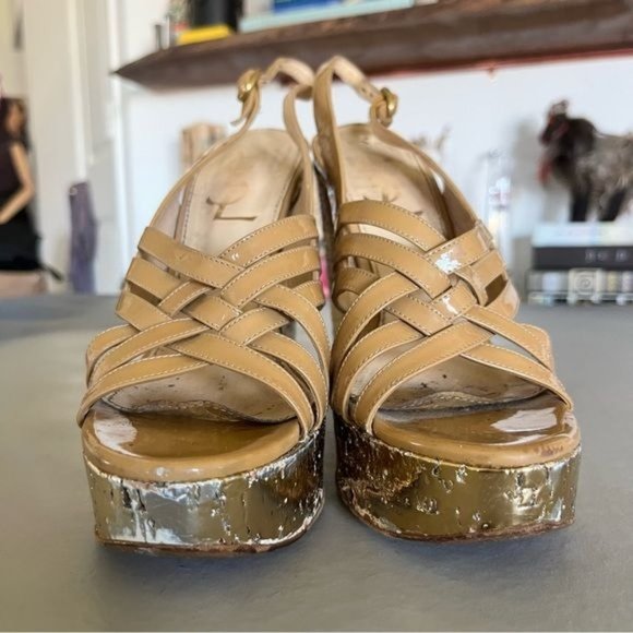 YSL Idole Gold Wedge Platform Patent Leather Nude Sandals - Picture 3 of 11